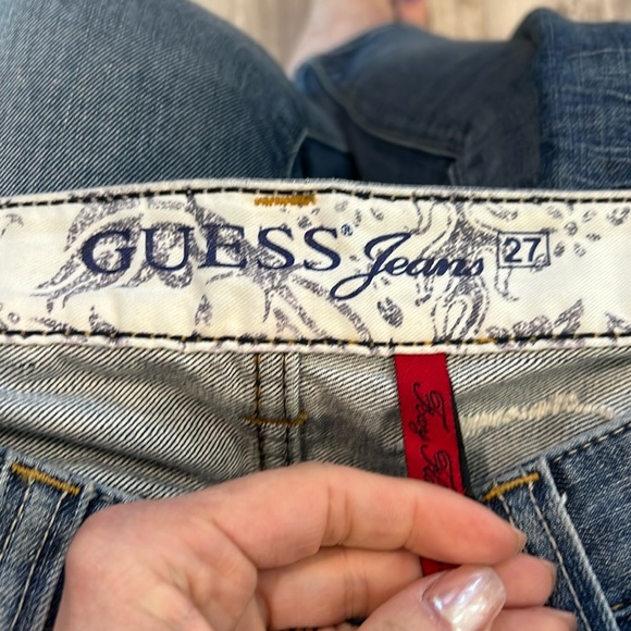 Guess size 27 foxy flare leg jeans, distressed, excellent condition - Picture 12 of 14
